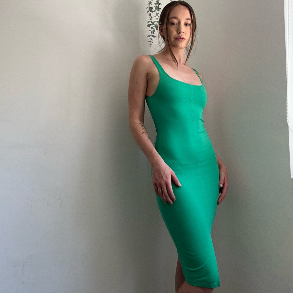 Green fitted dress